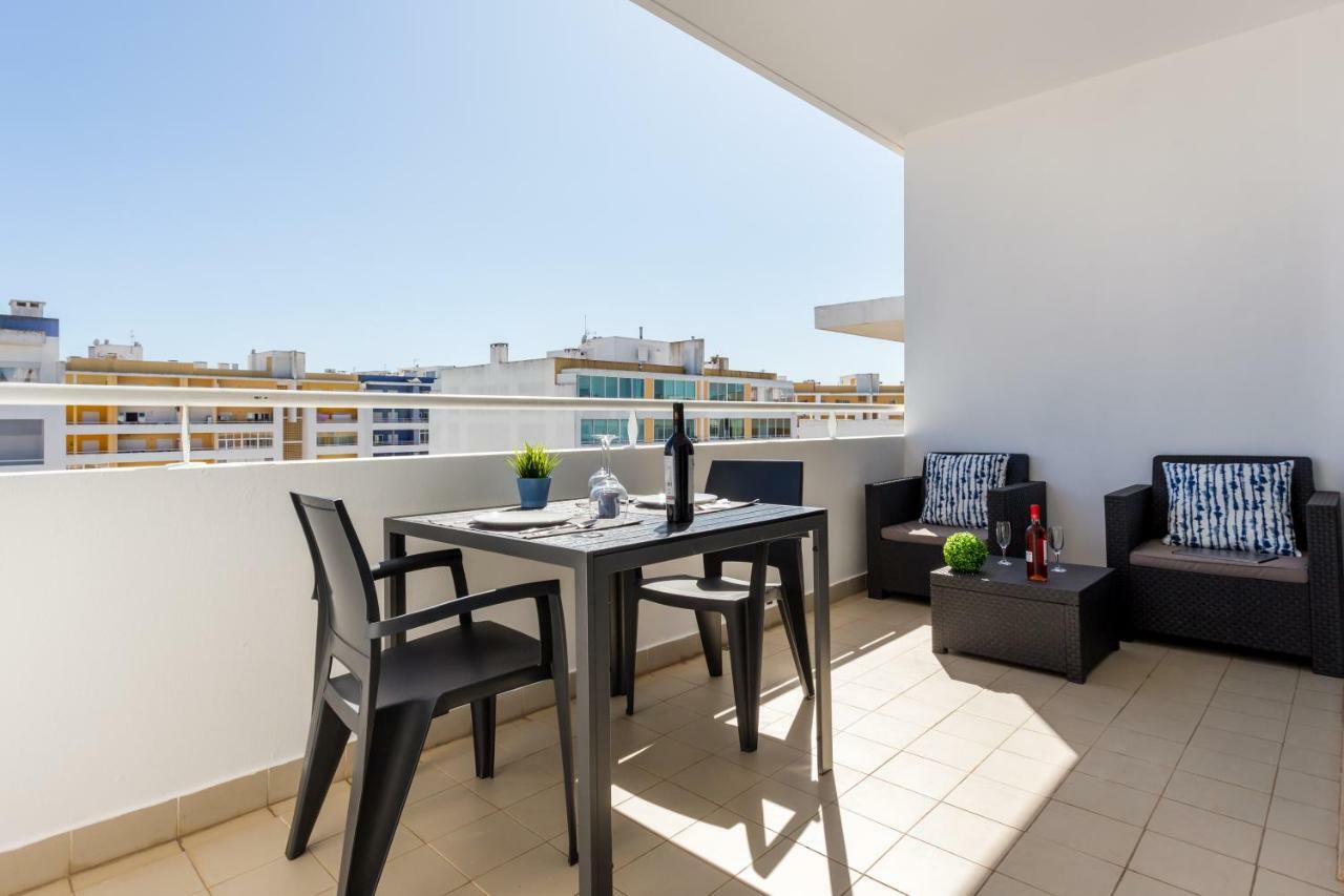 Daire Behappy Top Floor Sunny Balcony With Relaxing Lounge *